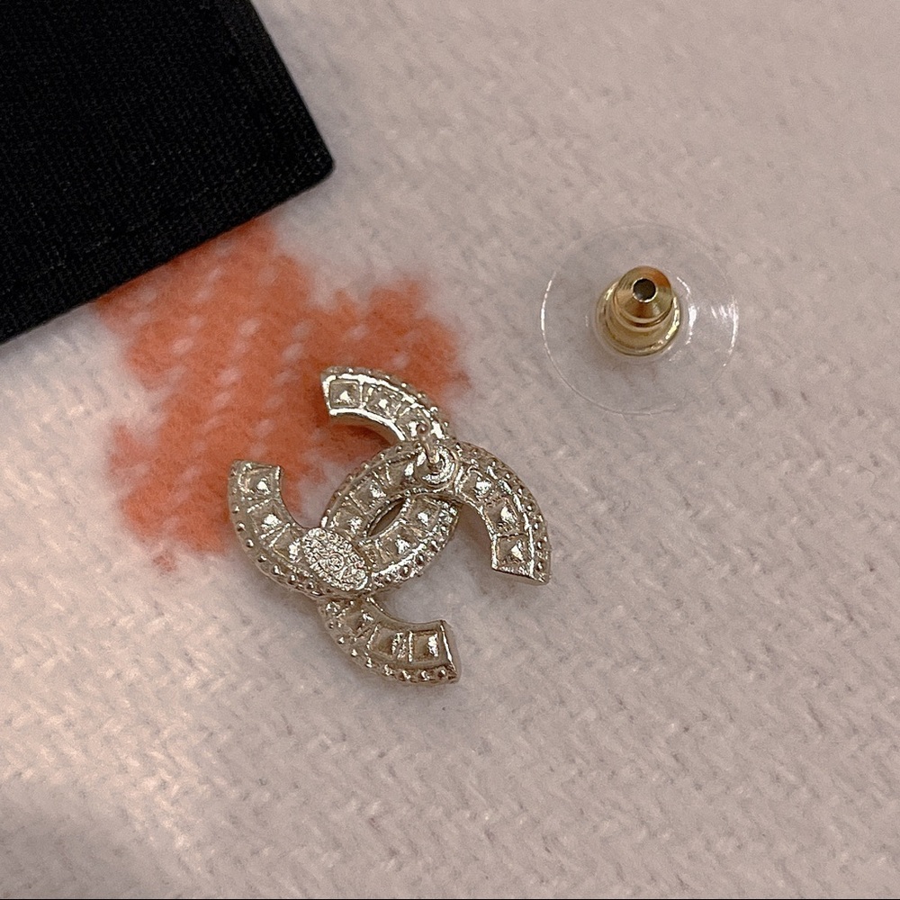 Chanel earrings - Picture 6 of 10